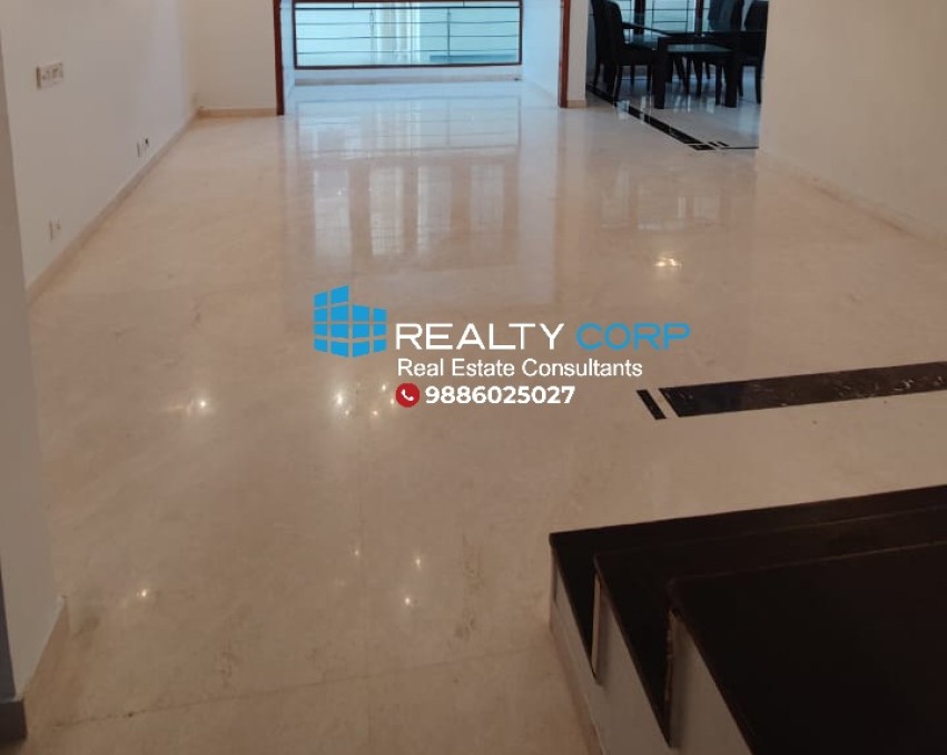 4BHK Penthouse For Sale In Richmond Town